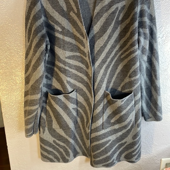 COPY - J.McLaughlin Cardigan Wool Blend Zebra Print Sweater L - Picture 3 of 6